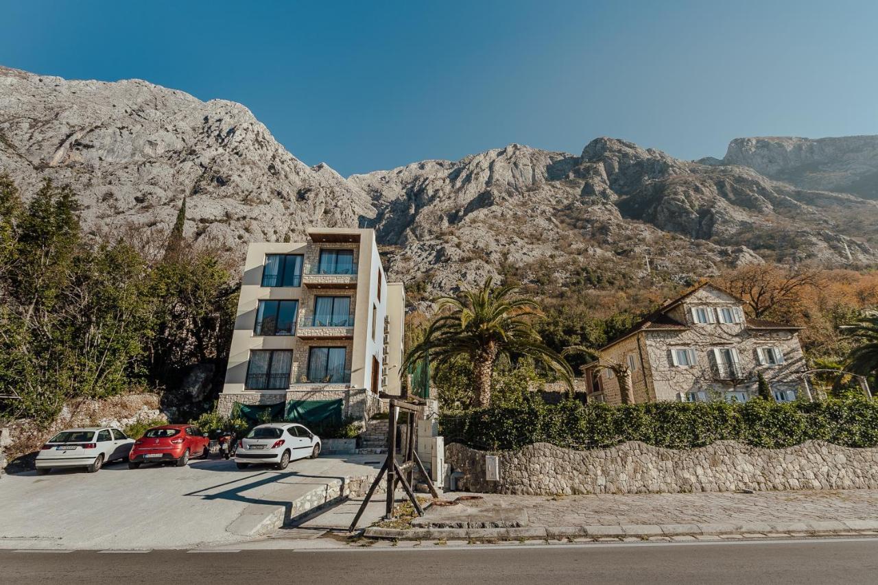 Porta Del Mare Apartment โกตอร์ ภายนอก รูปภาพ
