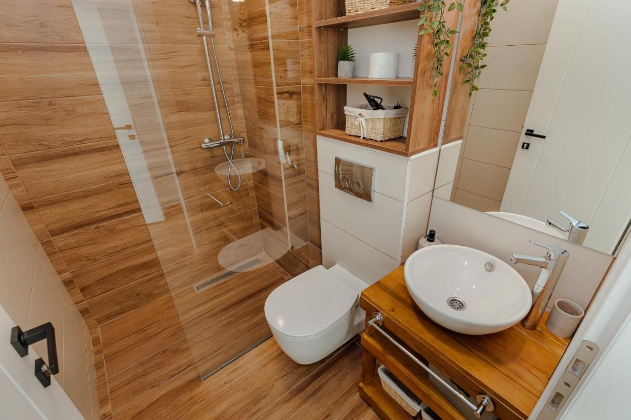 Porta Del Mare Apartment โกตอร์ ภายนอก รูปภาพ