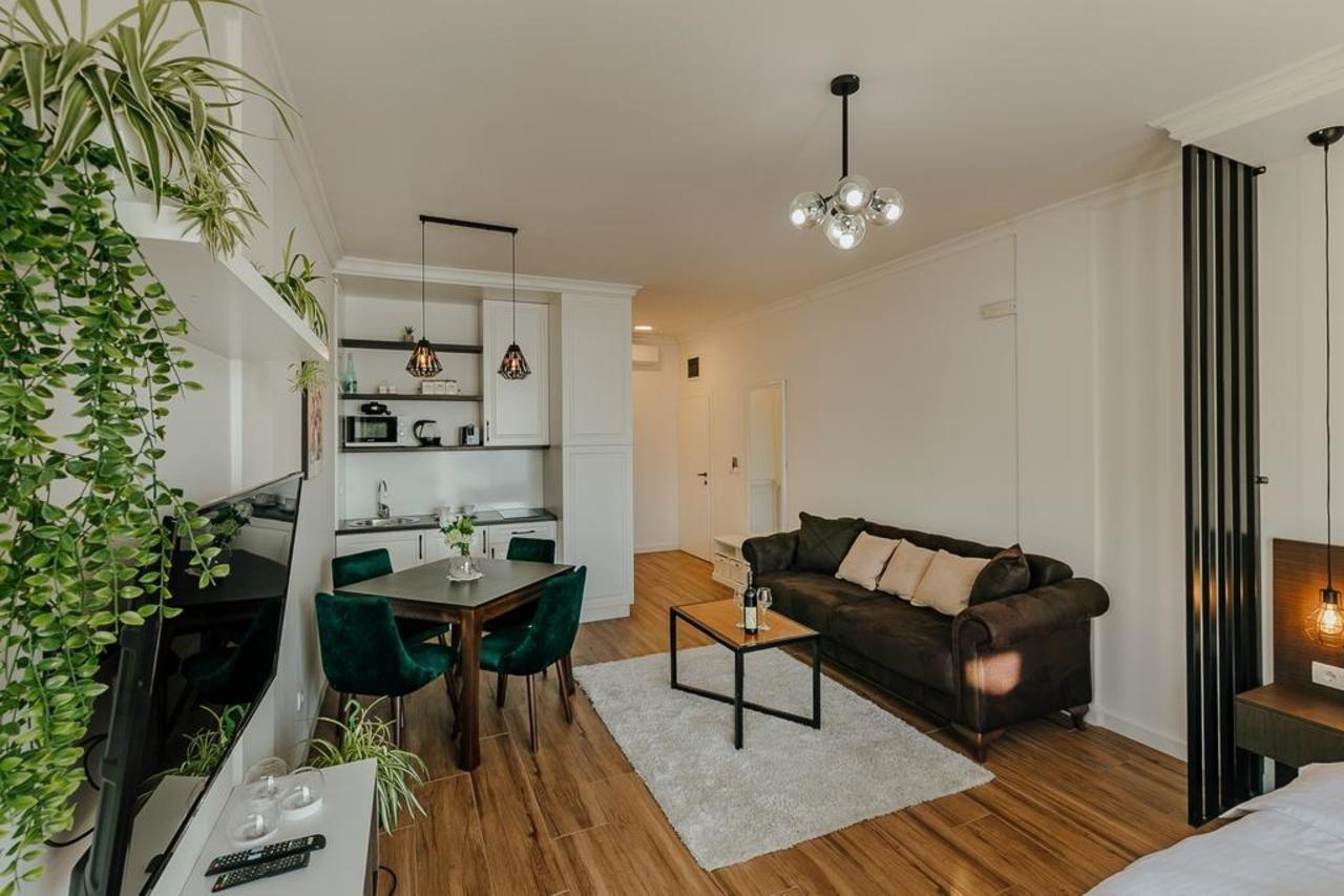Porta Del Mare Apartment โกตอร์ ภายนอก รูปภาพ